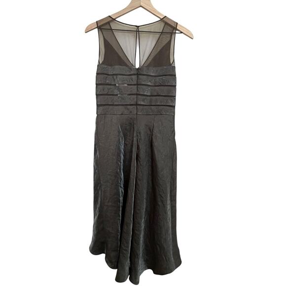 Adrianna PAPELL Dress Size 8 Sleeveless Silver Gray Pewter Shimmer Flowy NWT - Picture 2 of 10